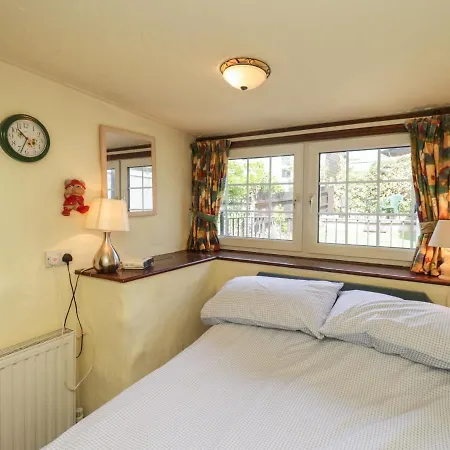 Honeysuckle Cottage Карлайл
