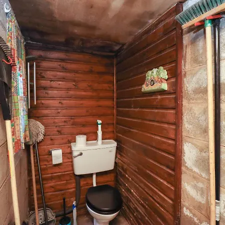 Honeysuckle Cottage